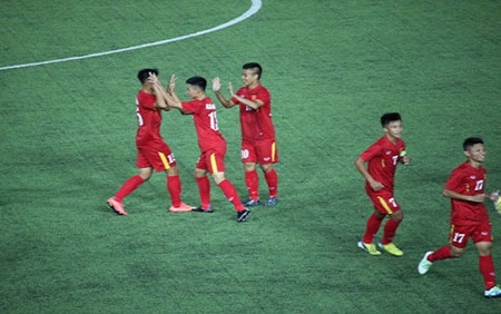 U16 Việt Nam sẽ gặp chủ nhà U16 Campuchia ở bán kết.